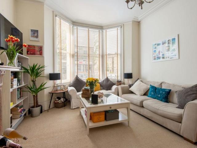 1 bedroom apartment to rent