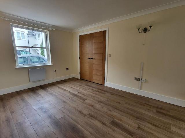 1 bedroom apartment to rent