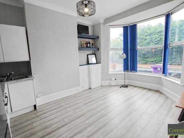 1 bedroom apartment to rent
