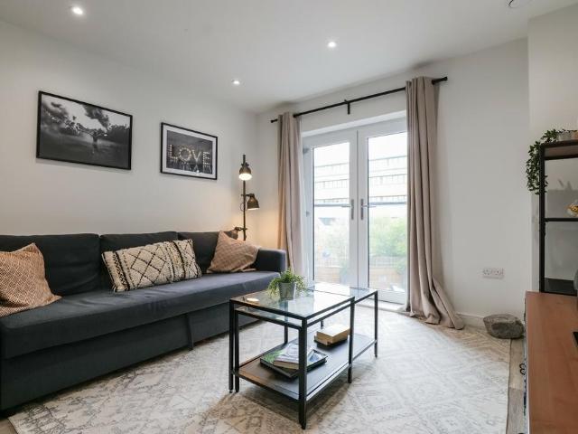 1 bedroom apartment to rent