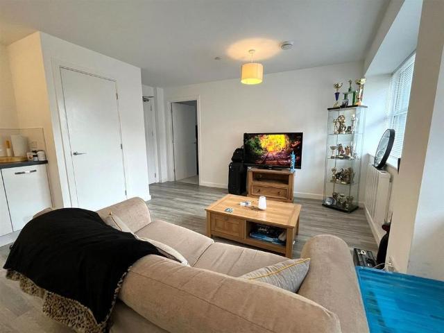1 bedroom apartment to rent