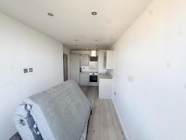 1 bedroom apartment to rent