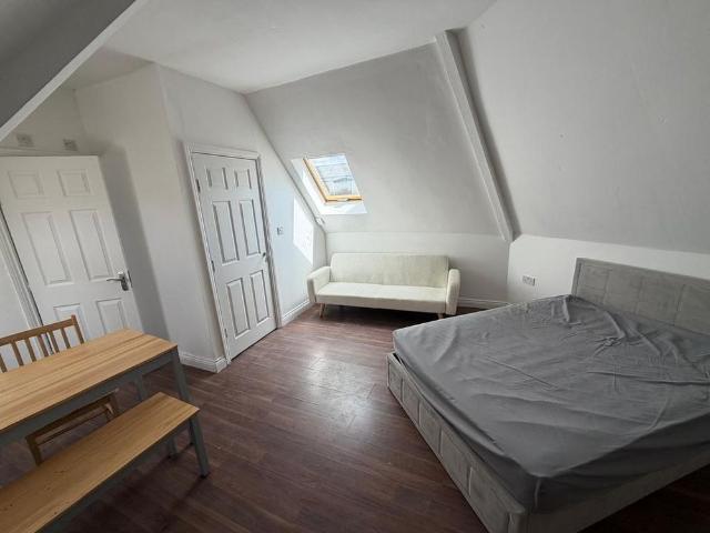 1 bedroom apartment to rent