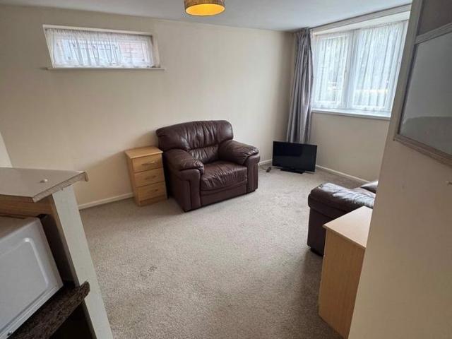 1 bedroom apartment to rent