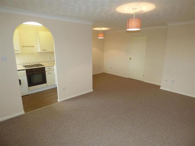 1 bedroom apartment to rent