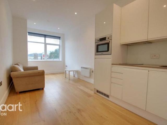 1 bedroom apartment to rent