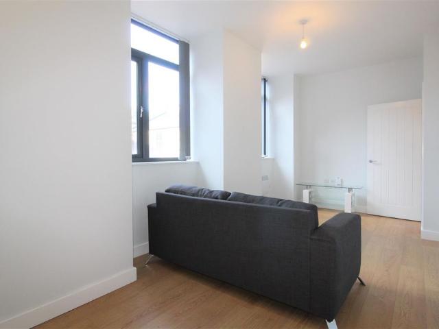 1 Bedroom Apartment To Rent