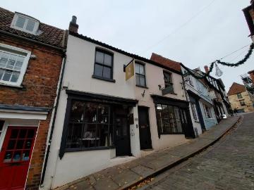 Lincoln, Lincolnshire county - Garden, Equipped kitchen