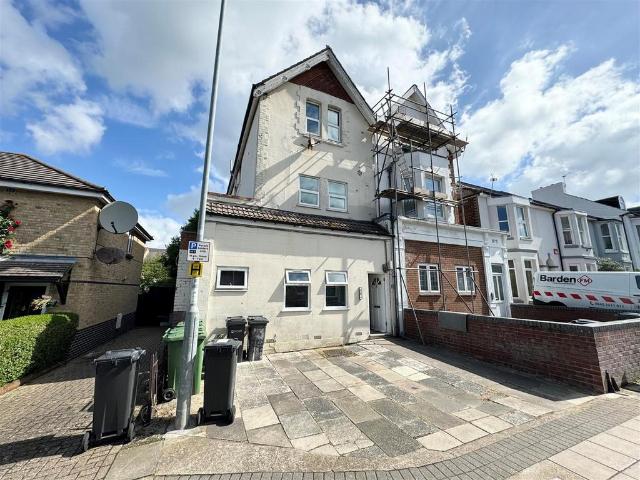 1 bedroom apartment to rent