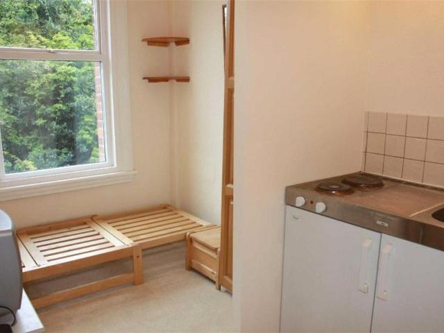 Studio to rent
