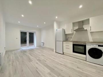 1 bedroom apartment to rent