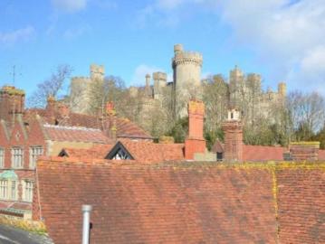 Arun, West Sussex county, Sussex - Equipped kitchen