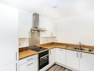 Sheffield, South Yorkshire, Midlands - Equipped kitchen