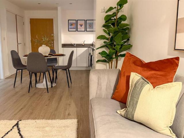 1 bedroom apartment to rent