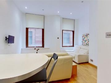 Glasgow, Glasgow and Clyde Valley - Equipped kitchen