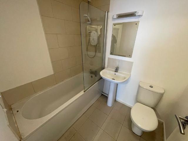1 bedroom apartment to rent Cardiff Road, Luton, Bedfordshire, LU1
