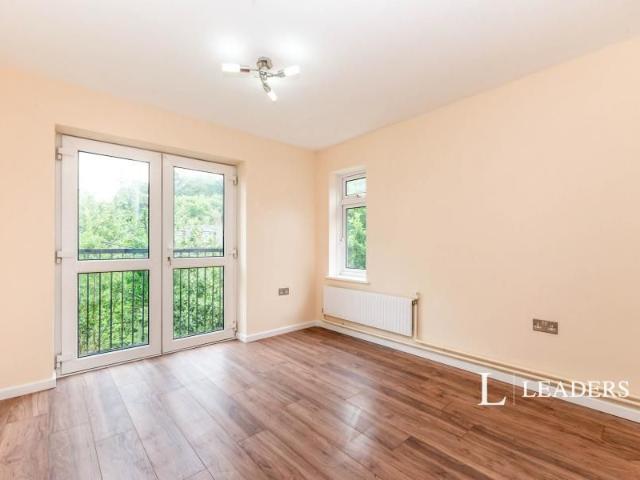 1 bedroom apartment to rent Apple Trees Place, Woking, GU22