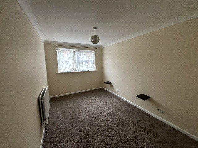 1 bedroom apartment to rent Downview Road, Worthing, BN11