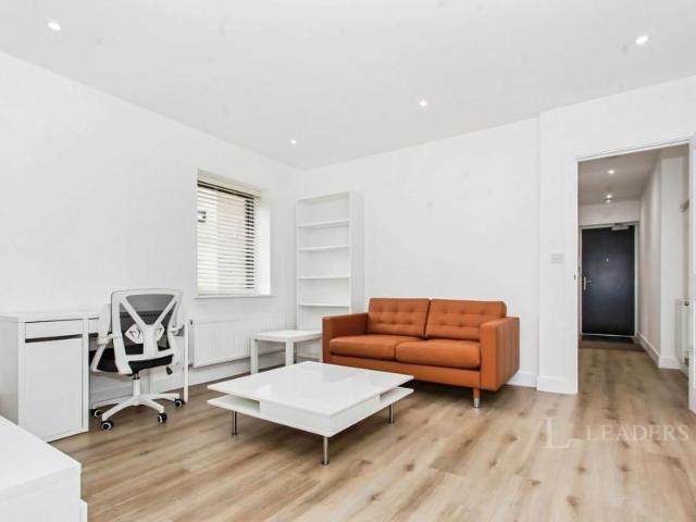 1 bedroom apartment to rent Fitzwilliam Road, Cambridge, Cambridgeshire, CB2