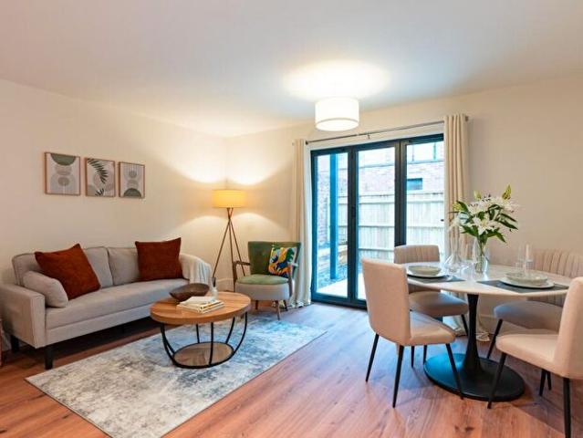 1 Bedroom Apartment To Rent In Cowley Road, Oxford, Oxfordshire, OX4