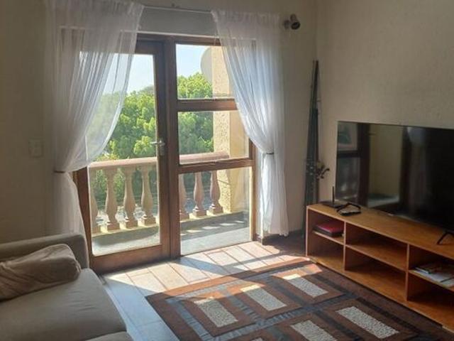 1 Bedroom apartment to rent in Constantia Kloof, Roodepoort