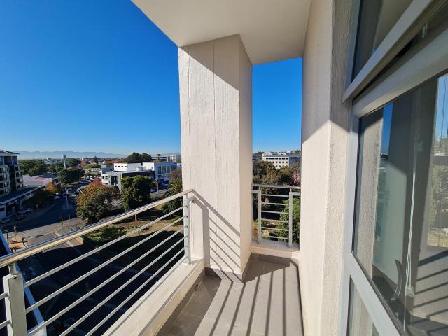 1 Bedroom apartment to rent in Claremont, Cape Town