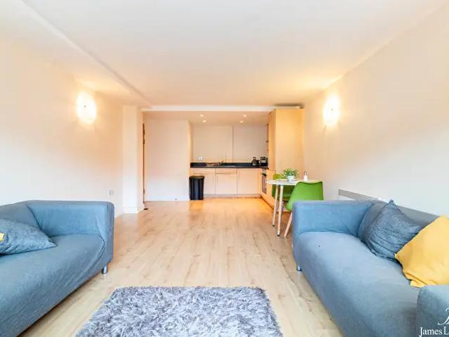 1 Bedroom Apartment To Rent In Abacus Building, Alcester, Digbeth, B12