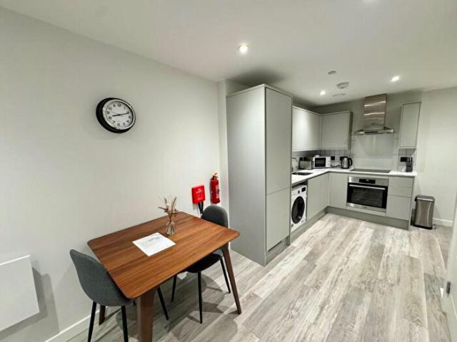 1 Bedroom Apartment To Rent In Apex, B12
