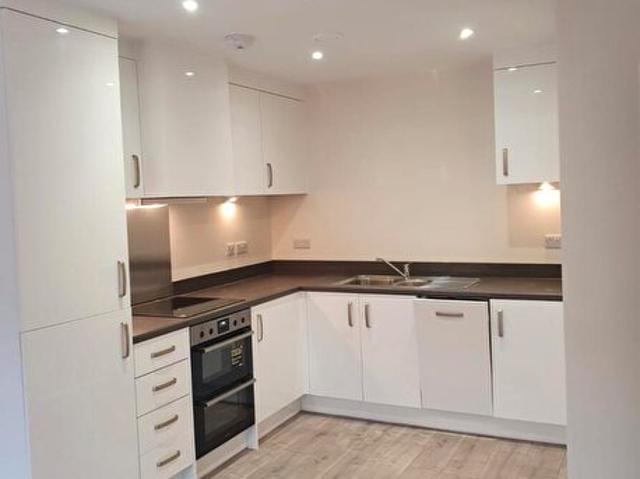 1 Bedroom Apartment To Rent In Bembridge House, NN17