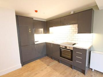 1 Bedroom Apartment To Rent In Broad Street, Banbury, Oxon, OX16