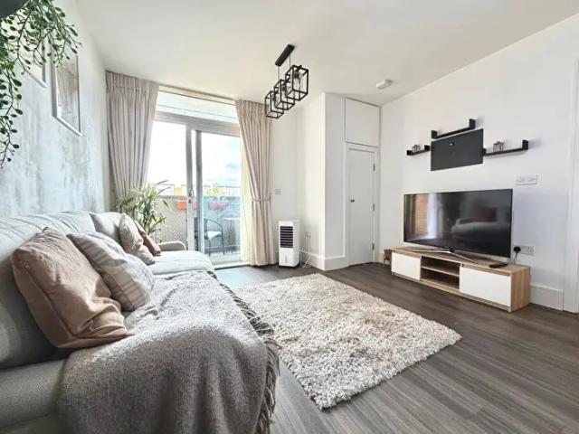 1 Bedroom Apartment To Rent In Brooklands Square, Brooklands, MK10