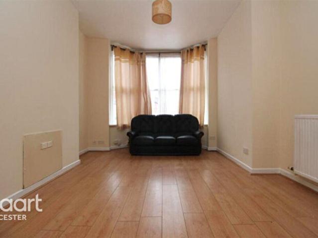 1 Bedroom Apartment To Rent In Glenfield Road, Leicester, LE3