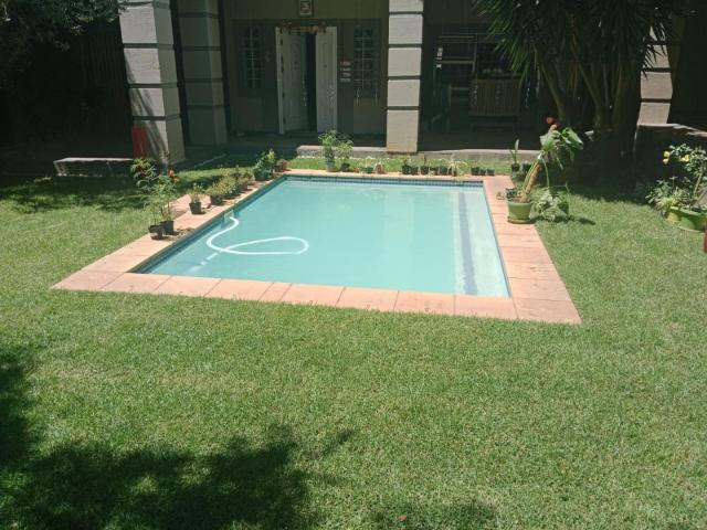 1 Bedroom Apartment to Rent in Edenburg