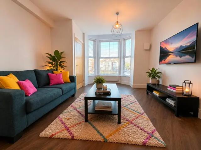 1 Bedroom Apartment To Rent In Flat, Loughborough Road, West Bridgford, Nottingham, NG2