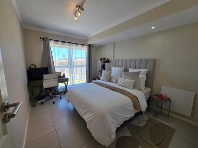 1 Bedroom apartment to rent in Kenilworth, Cape Town