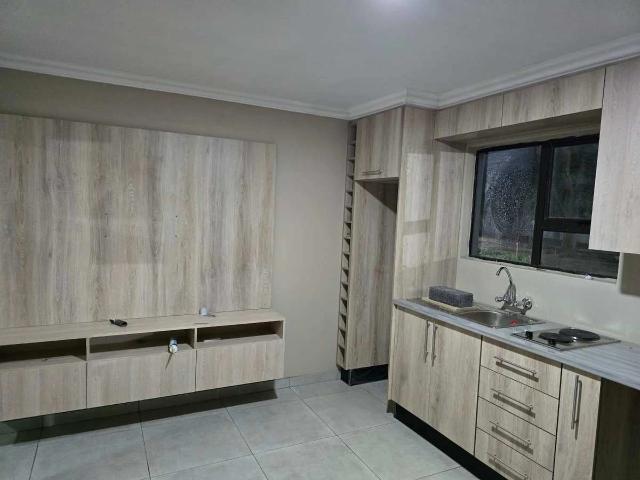 1 Bedroom Apartment to Rent in Kroondal