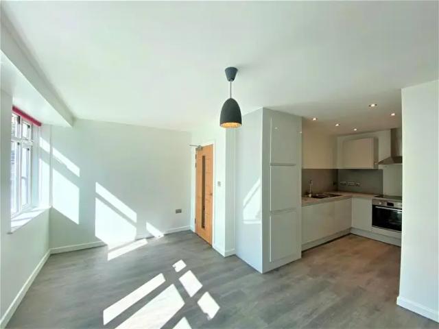 1 Bedroom Apartment To Rent In John Thornton House, The Burges, City Centre, CV1