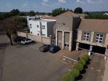 1 Bedroom apartment to rent in Montgomery Park, Johannesburg