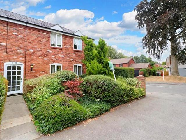 1 Bedroom Apartment To Rent In Manor Road, Kenilworth, CV8