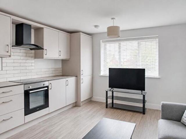 1 Bedroom Apartment To Rent In Manor Road, Littleover, Derby, DE23