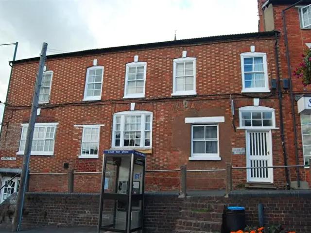 1 Bedroom Apartment To Rent In Market Hill, Southam, Warwickshire, CV47