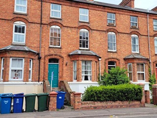 1 Bedroom Apartment To Rent In Marlborough Road, Banbury, Oxon, OX16
