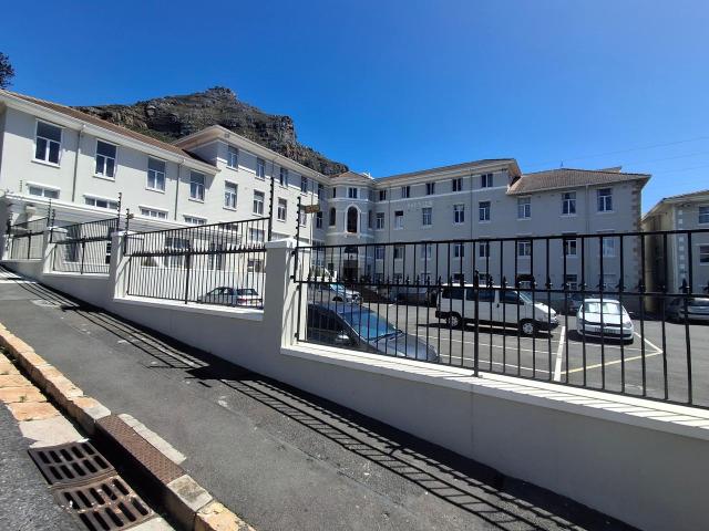 1 Bedroom apartment to rent in Muizenberg, Cape Town