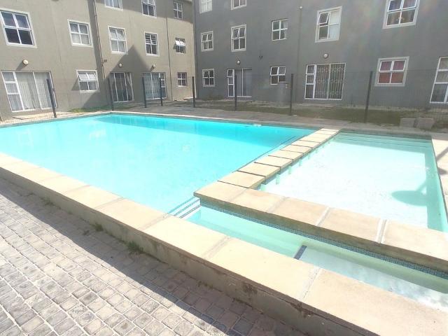 1 Bedroom apartment to rent in Muizenberg, Cape Town