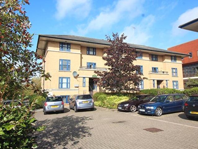 1 Bedroom Apartment To Rent In North Row, Central Milton Keynes, MK9