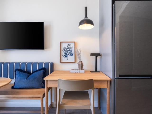 1 Bedroom apartment to rent in Paarden Eiland, Cape Town