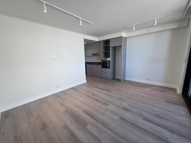 1 Bedroom apartment to rent in Paarden Eiland, Cape Town