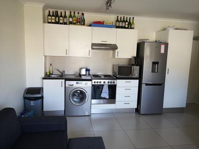 1 Bedroom apartment to rent in Rondebosch, Cape Town