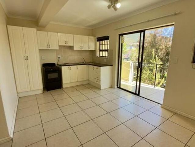 1 Bedroom apartment to rent in Rondebosch, Cape Town
