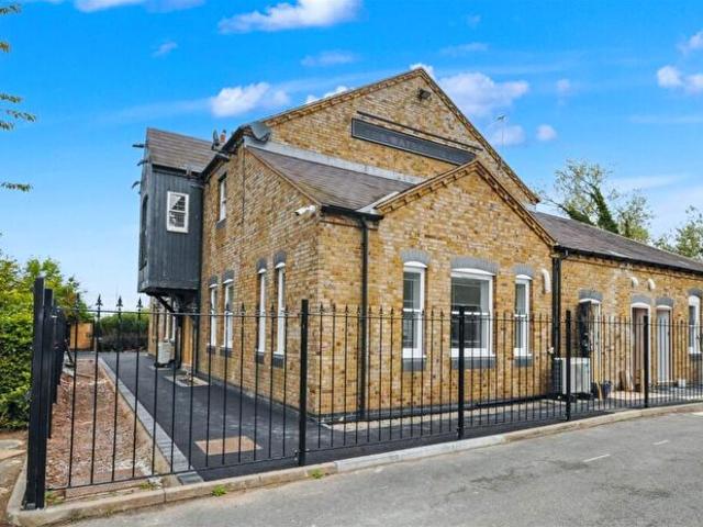 1 Bedroom Apartment To Rent In Waterside House, Queensway, Leamington Spa, CV31